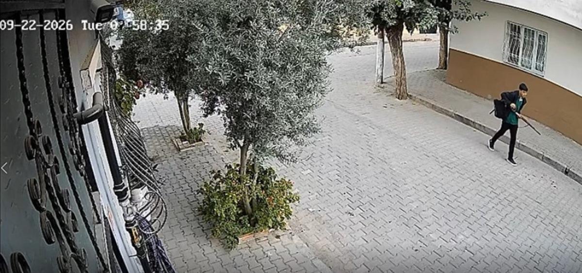 Manisa daki okul saldırısı... Annesinden 600 TL alıp fişek almış: Radikal i&ccedil;erikler ve Nazi sembolleri! 3