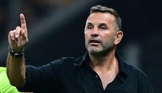Galatasaray'da &ccedil;alkantılı g&uuml;nlerin ardından flaş zirve kararı! Dursun &Ouml;zbek'ten Okan Buruk'a tam destek