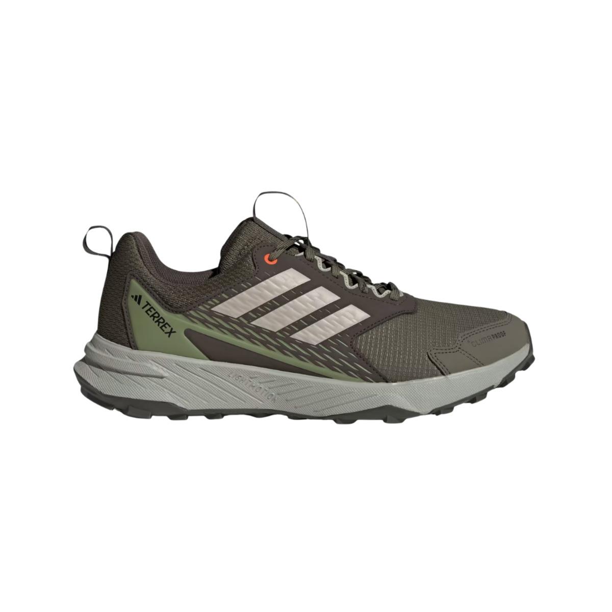 Zorlu hava koşullarına meydan okuyan Adidas Terrex Tracefinder 2 indirimde! 1