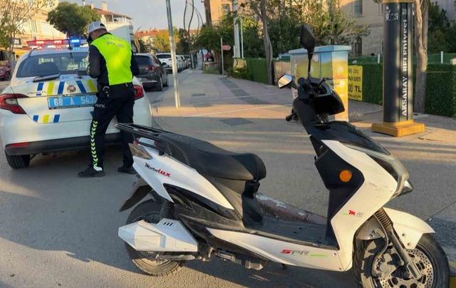 Plakasız motosiklete bindi, 46 bin lira ceza yiyip motor ve ehliyetinden oldu 1