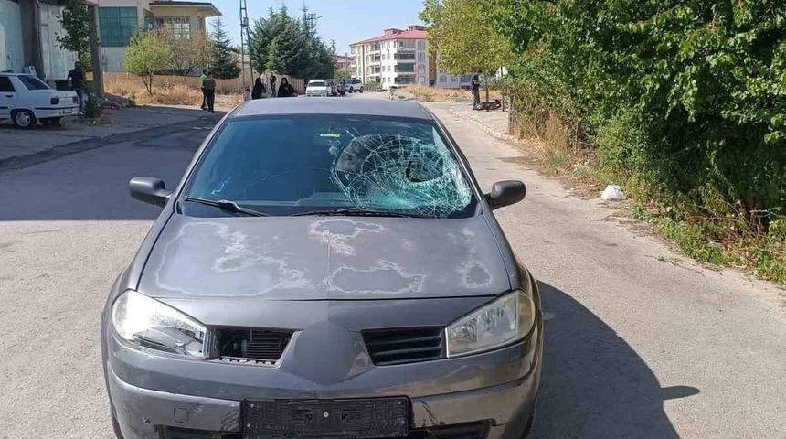 Palu&rsquo;da aracın &ccedil;arptığı bisikletli &ccedil;ocuk yaralandı