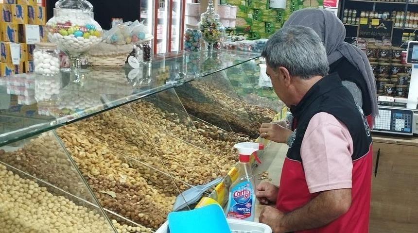 Beyşehir'de gıda denetimleri devam ediyor