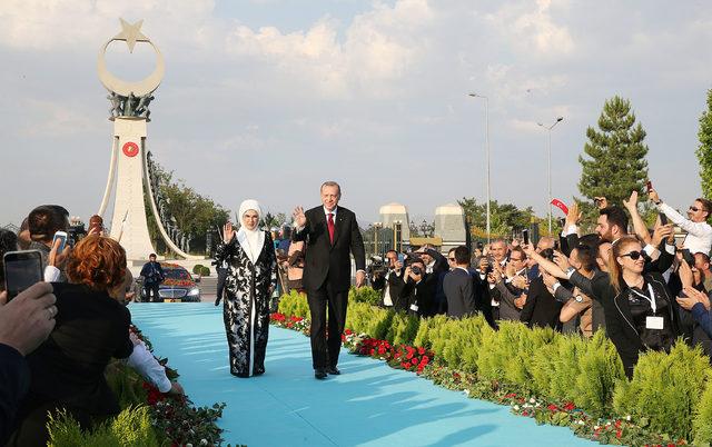 Cumhurbaşkanı Erdoğan: Cumhuriyeti şahlandırma sözü veriyoruz