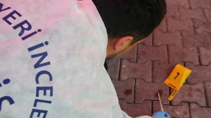 Ankara&rsquo;da otomobilde 2 kişinin cansız bedeni bulundu