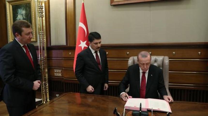 İşte yeni kabinede ekonominin kurmayları ve şifreleri