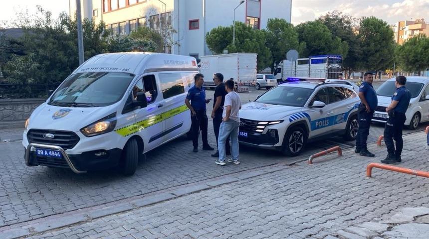 Aydın&rsquo;da okul &ouml;n&uuml;nde hareketli anlar