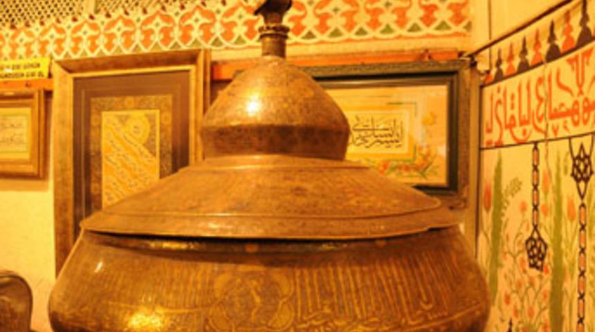 "Nisan Yağmurları"nı toplama geleneği