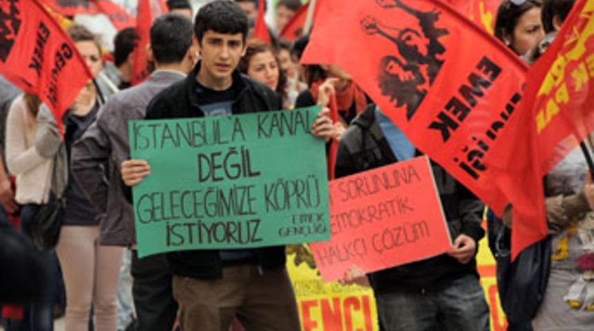 &Ccedil;anakkale'de 1 Mayıs coşkuyla kutlandı