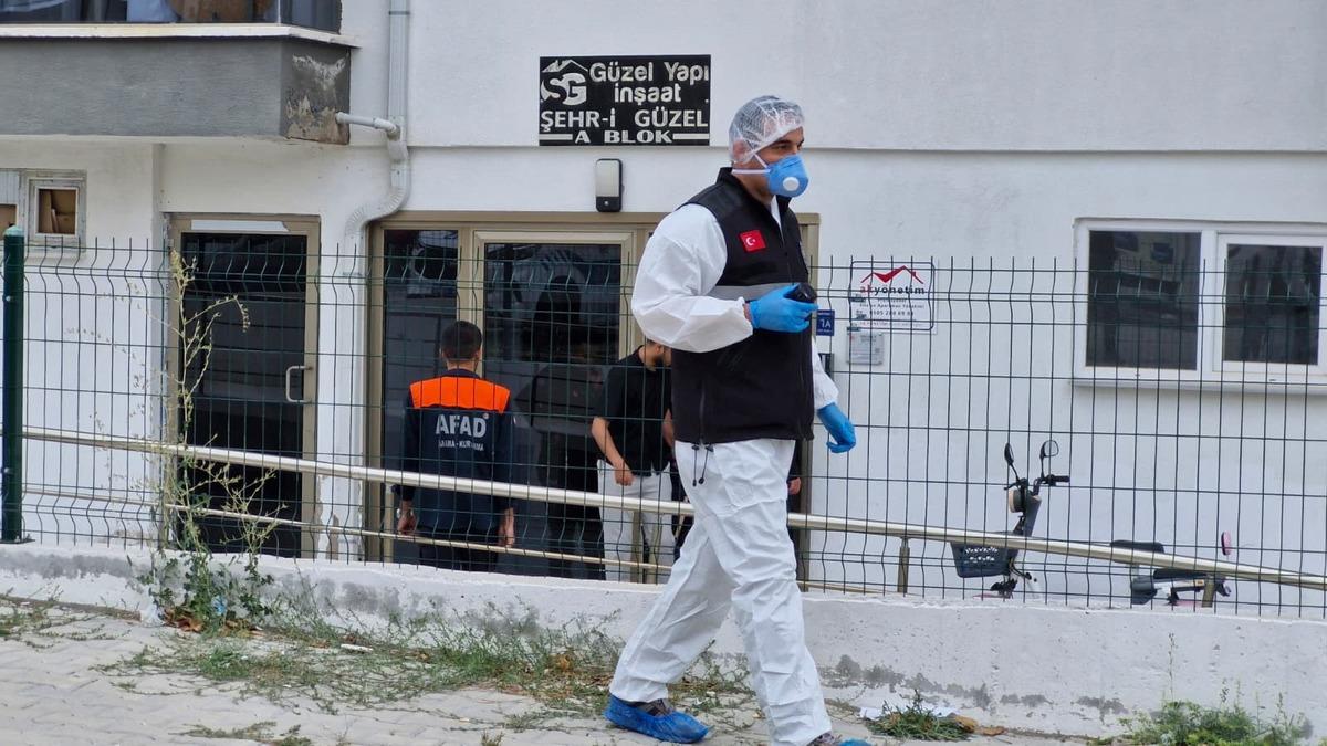 Karı koca evlerinde ölü bulundu: 11 katlı bina tahliye edildi 1