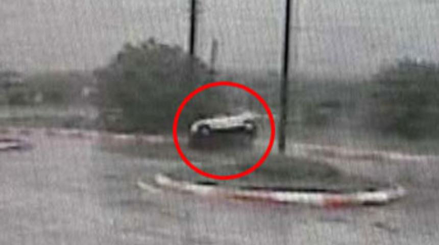 Kaza anı g&uuml;venlik kamerasında