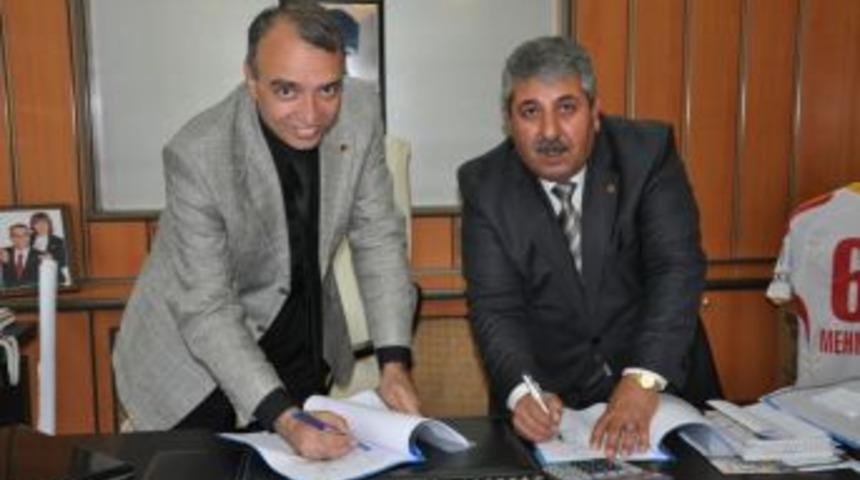 Alaplı Belediyesi'nde toplu s&ouml;zleşme sevinci