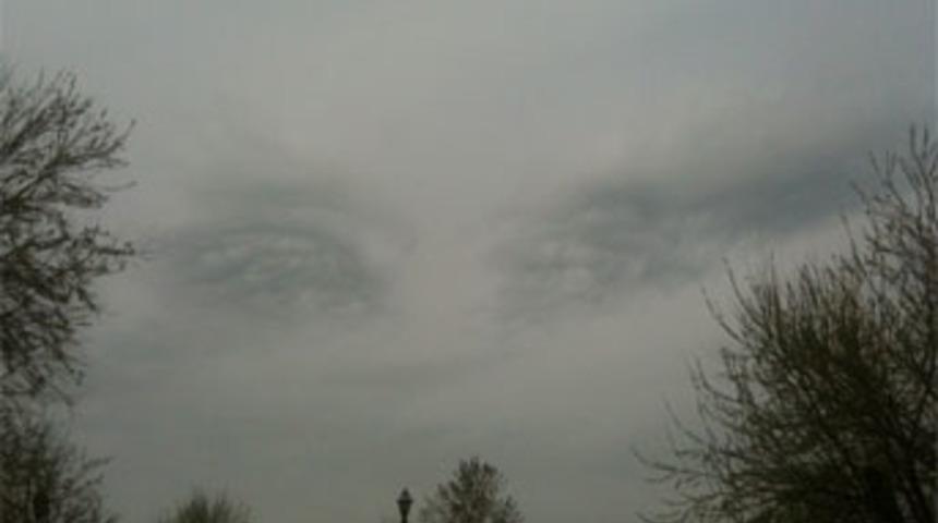 G&ouml;ky&uuml;z&uuml;nde insan sil&uuml;leti