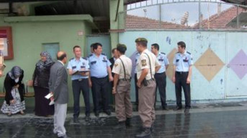 D&uuml;zce Kapalı Ceza İnfaz Kurumu'nda tatbikat yapıldı