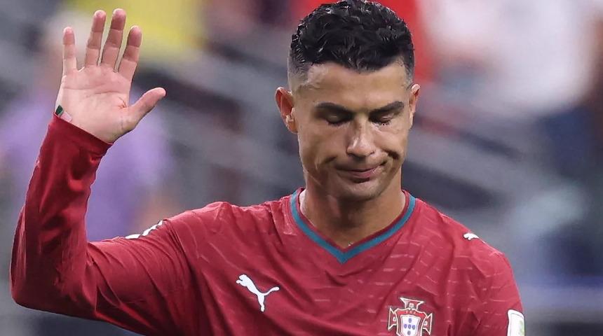 Futbol d&uuml;nyasında deprem etkisi! Cristiano Ronaldo emeklilik tarihini duyurdu