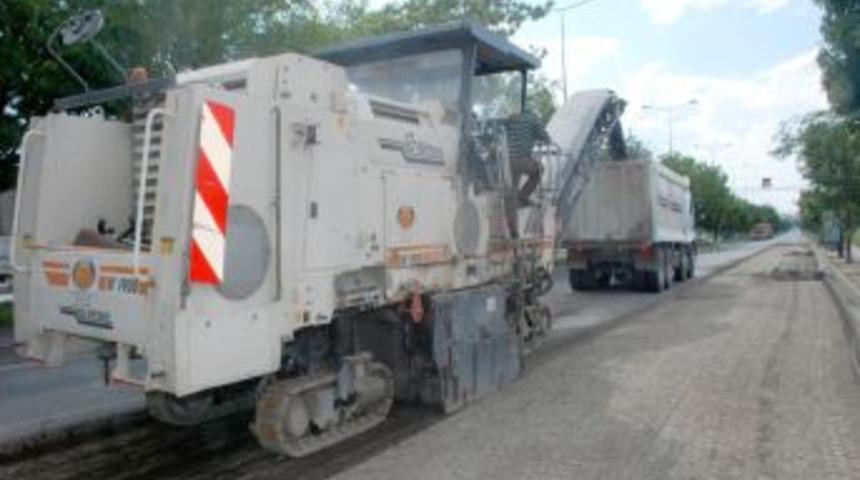 Kayseri’de şehir içi yollar iyileştiriliyor