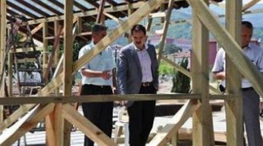 Manzarasıyla b&uuml;y&uuml;l&uuml;yor