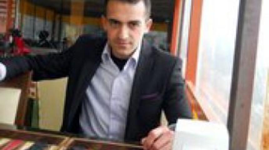 Ardahanlı gen&ccedil; intihar etti