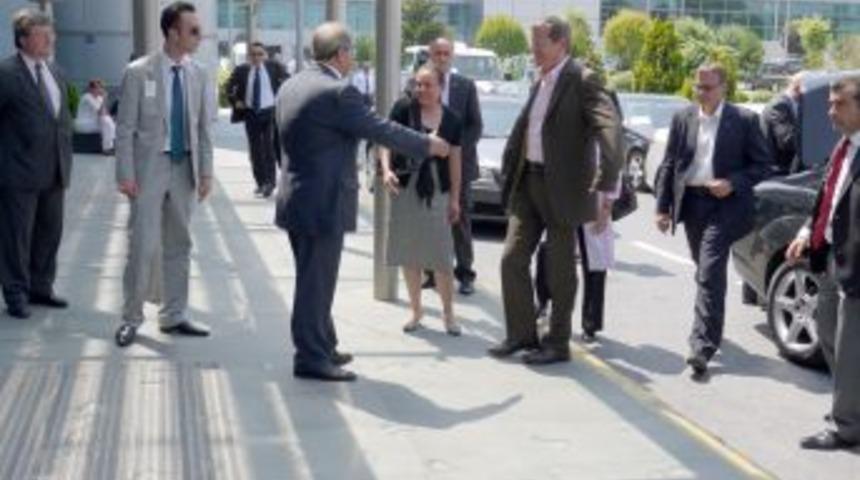 Almanya Dışişleri Bakanı Westerwelle İstanbul'dan ayrıldı