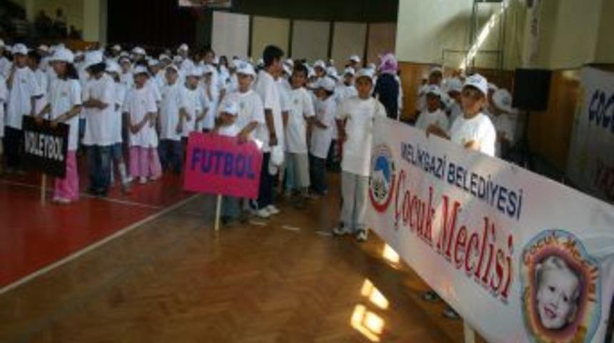 Melikgazi Belediyesi, 13 branşta yaz okulu a&ccedil;ıyor