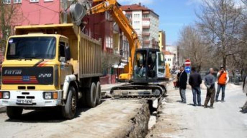 Yahyalı'nın altyapısı g&uuml;&ccedil;leniyor