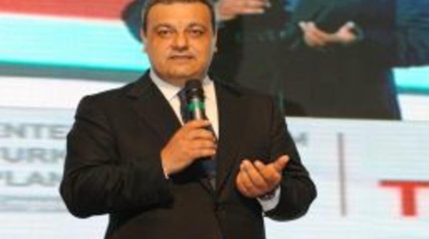 İş Planı Yarışması&rsquo;nda derece elde edenler &ouml;d&uuml;llendirildi