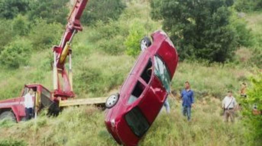 İ&ccedil;inde 5 &ouml;ğrenci olan ara&ccedil; baraja u&ccedil;tu