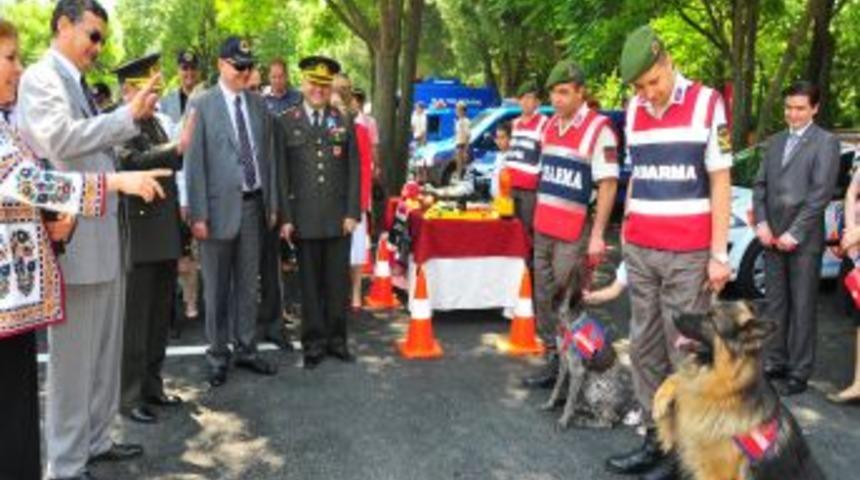 Manisa'da jandarmanın kuruluş yıl d&ouml;n&uuml;m&uuml; kutlandı
