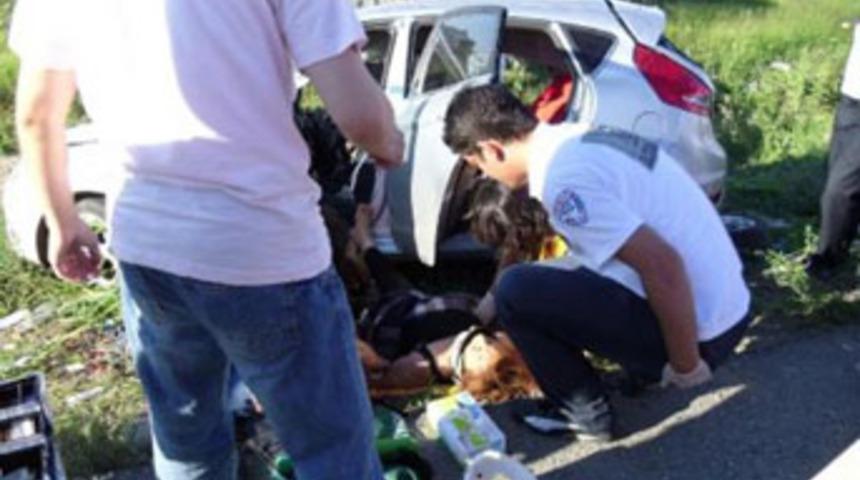 Tekirdağ'da feci kaza; 3 &ouml;l&uuml;, 3 yaralı