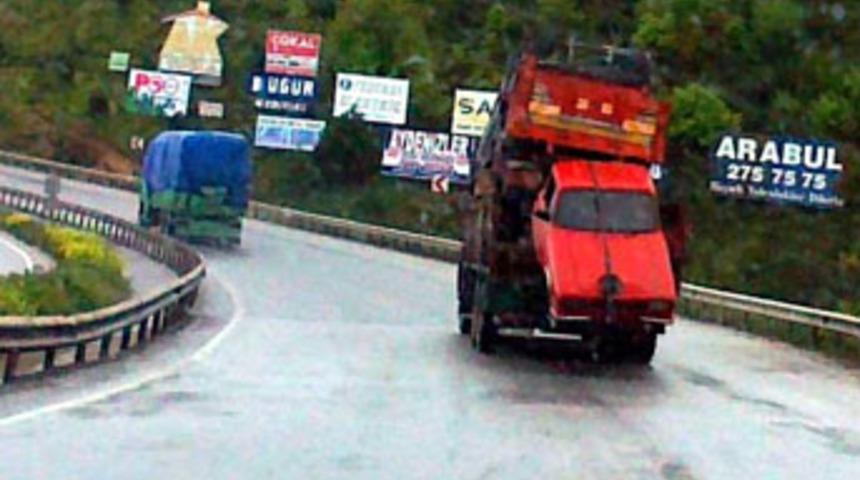 Trafikte faciaya davetiye