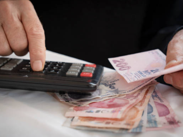 Emekli promosyonları belli oldu! En y&uuml;ksek hangi banka? (Ziraat, Yapı Kredi, Akbank)