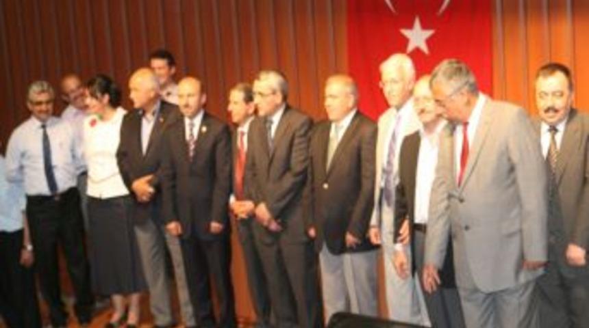 Se&ccedil;im Kurulu Başkanı&rsquo;ndan vekillere: Liderin değil vatandaşın vekili olun