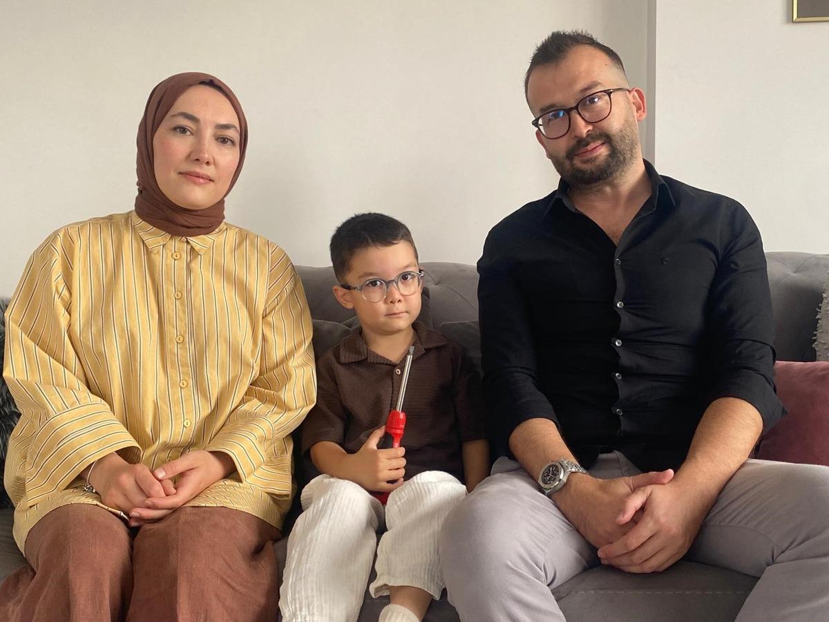 Yaşıtları oyuncakla oynarken 4 yaşındaki Eymen elektronik alet söküp inceliyor! 7