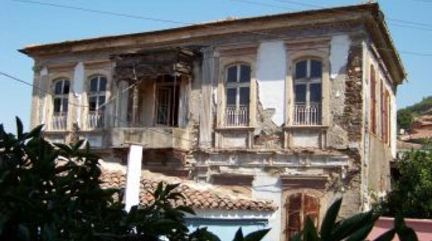 İpek Yolu’ndaki Tire'nin tarihi fotoğraflarla belgelenecek