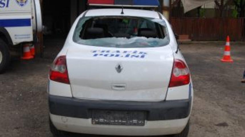 Polis otosuna ateş a&ccedil;ılması olayının failleri yakalanıyor