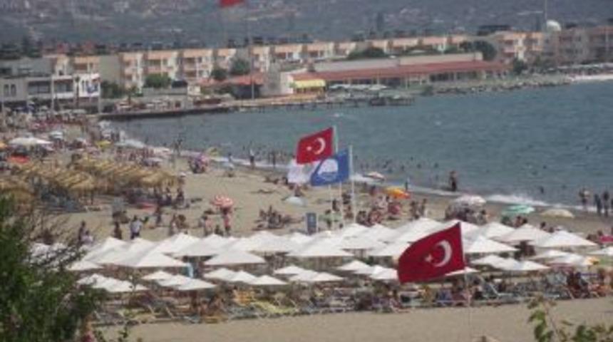 Burhaniye bu yıl da 4 mavi bayrak sahibi oldu