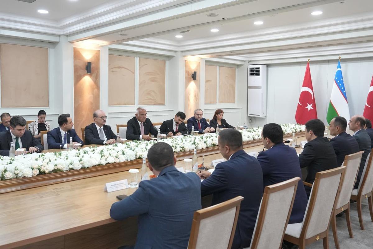 Bakan Ersoy, Özbekistan ın bağımsızlığının 35. yıl dönümünde Taşkent te 3