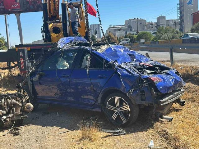 İzmir’de otomobil akarsu havzasına uçtu: 1 ölü, 2 yaralı 1