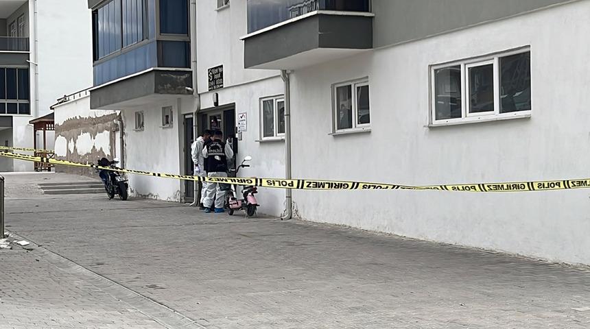 Karaman'da 'siyan&uuml;r' dehşeti! Ekipler eve girince o notu buldu...