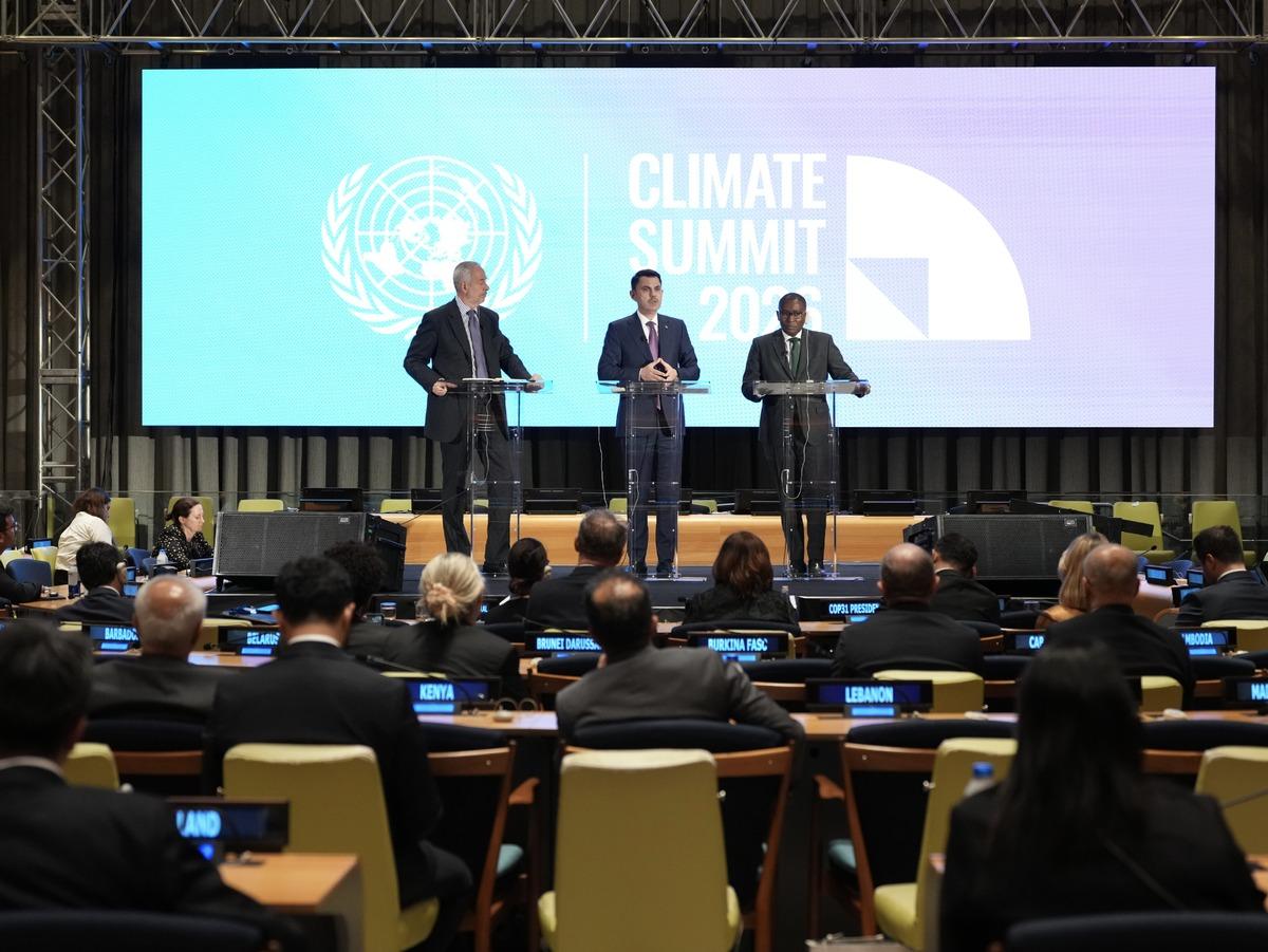 COP31 Başkanı Murat Kurum 455 deprem konutuyla &ouml;rnek verdi: "D&uuml;nya bizden uygulama bekliyor" 5
