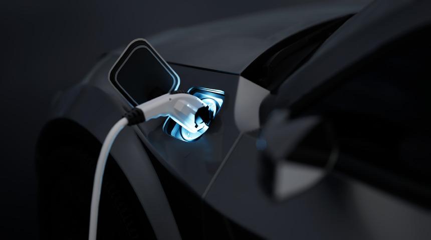 Elektrikli otoda ultra hızlı şarj d&ouml;nemi! İstasyondan yakıt almak kadar kısa s&uuml;r&uuml;yor