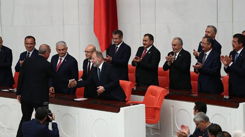 Erdoğan'ın yemin ettiği sırada kabine bölümünde o isimler yoktu! İlginç detay 