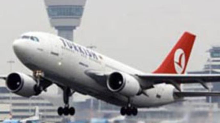 U&ccedil;aktan korkan yolcu, havalimanını karıştırdı