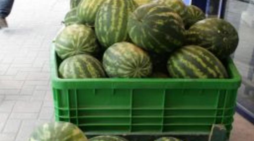 &Ccedil;akman: Ramazan sofralarının şampiyonu karpuz olacak