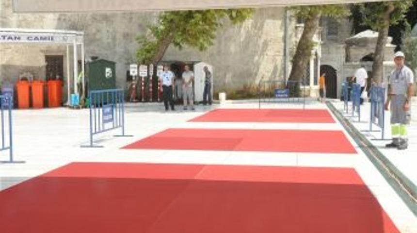 Ey&uuml;p Sultan Ramazan&rsquo;a hazırlanıyor