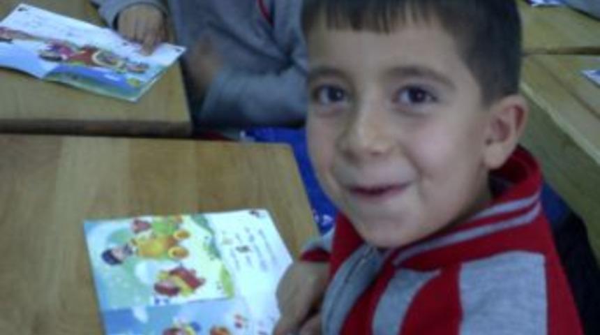 Minik Ahmet&rsquo;in yoğun bakım &uuml;nitesindeki tedavisi s&uuml;r&uuml;yor