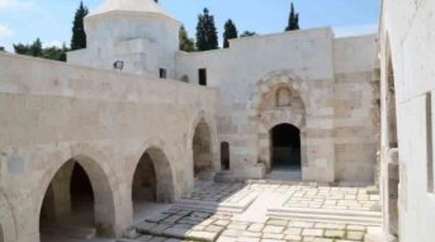 Denizli&rsquo;deki Akhan Kervansarayı restore edildi