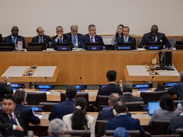 Bakan Fidan, İİT Dışişleri Bakanları Toplantısı&rsquo;na başkanlık etti