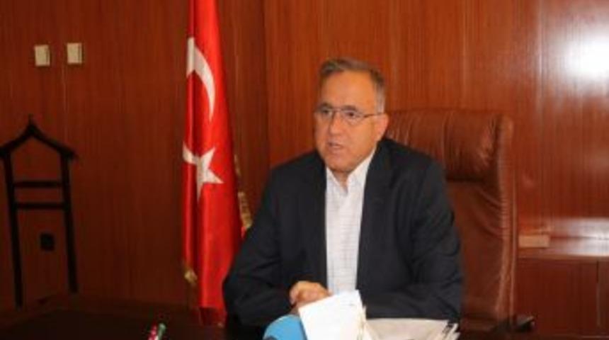 G&uuml;zelbey, Gizem'in babasını aradı: Her t&uuml;rl&uuml; yardıma hazırız