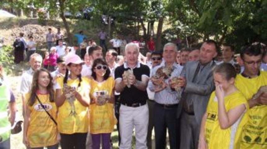 Kene ile m&uuml;cadele i&ccedil;in doğaya bin keklik ve s&uuml;l&uuml;n salındı