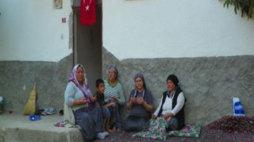 KIDİMDER, şehitler i&ccedil;in hatim indirdi